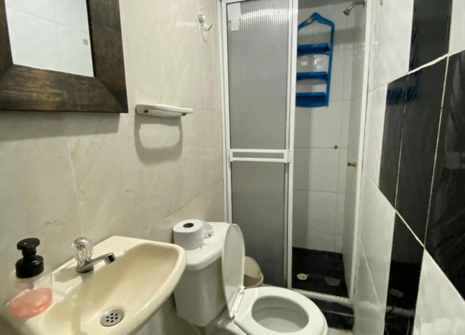 מלון Cartagena Hostal Familiar Caribbean Blue בית הארחה