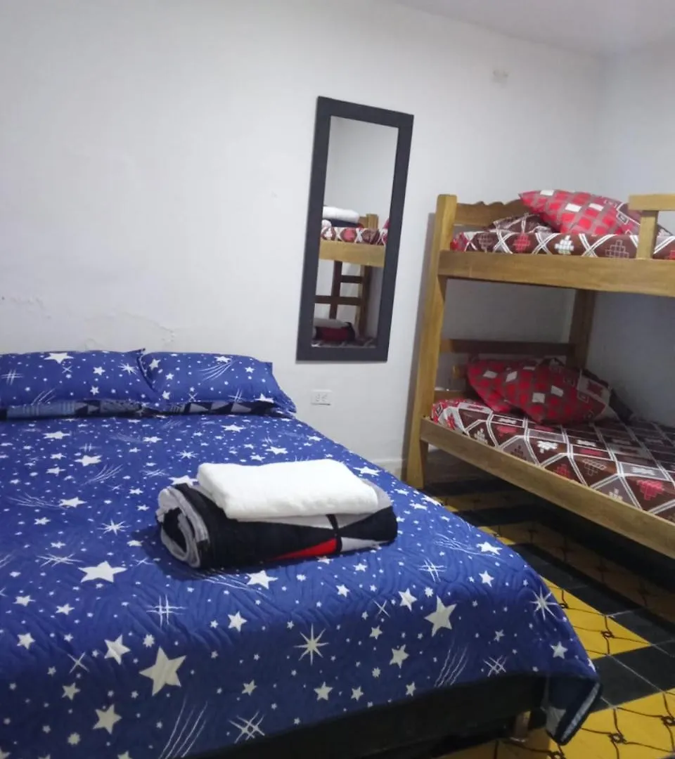 מלון Cartagena Hostal Familiar Caribbean Blue בית הארחה