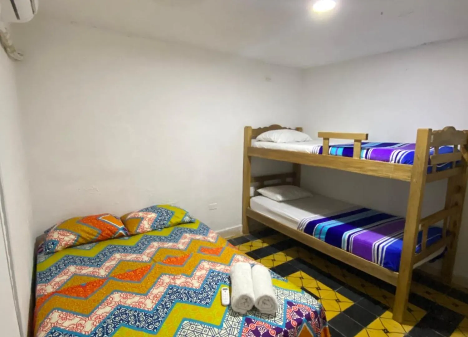 Hostal Familiar Caribbean Blue Hotel Cartagena 0*,  Colombia